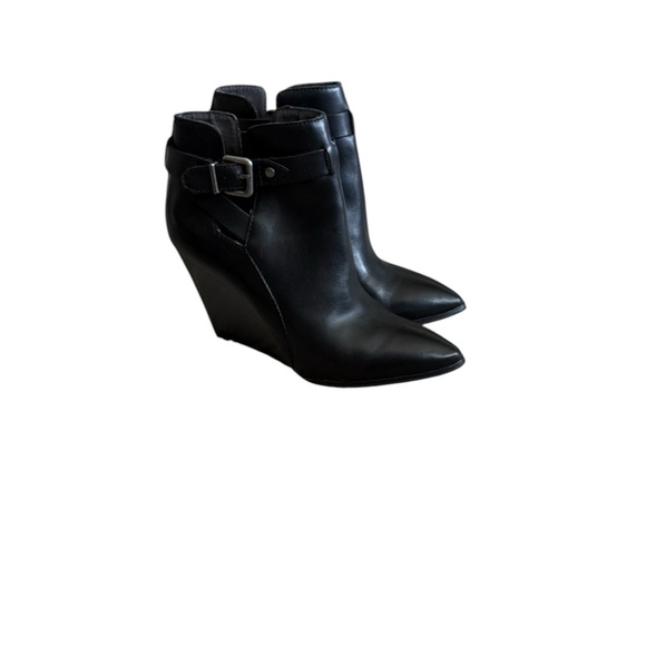 Women's Black Leather Ankle Boots - Picture 3 of 10